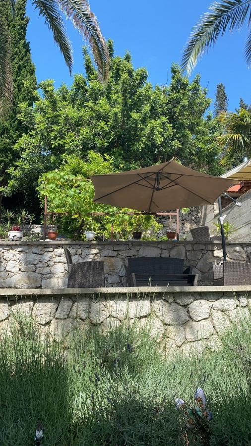 Apartments Tasha Mali Lošinj Екстериор снимка