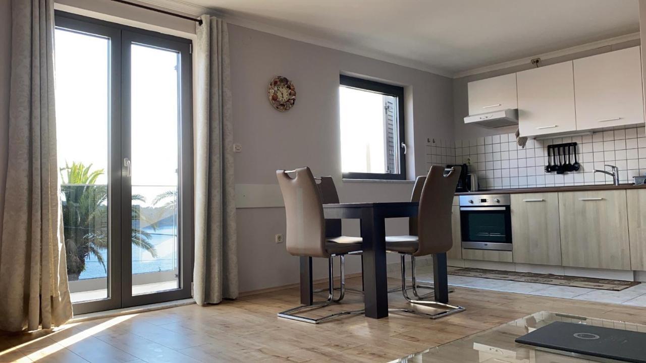 Apartments Tasha Mali Lošinj Екстериор снимка