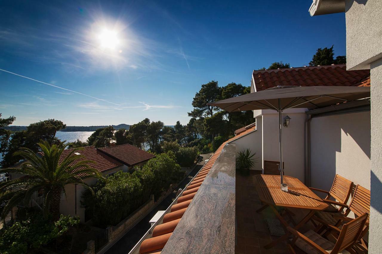 Apartments Tasha Mali Lošinj Екстериор снимка