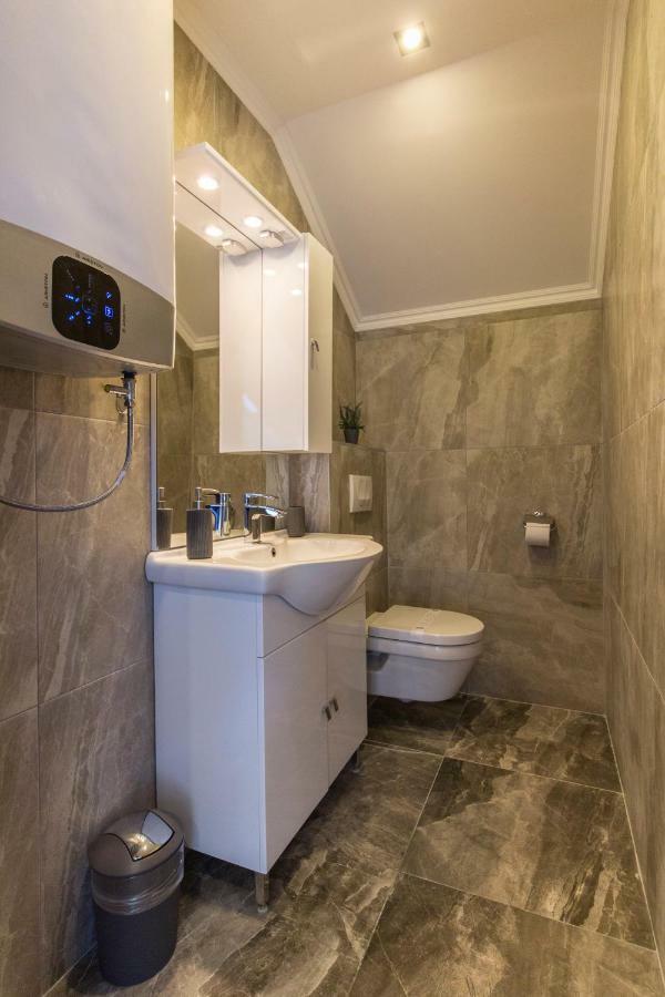 Apartments Tasha Mali Lošinj Екстериор снимка